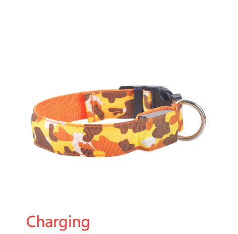 GlowGuard Camo Dog Collar – Light Up Your Pet’s Night Adventures!