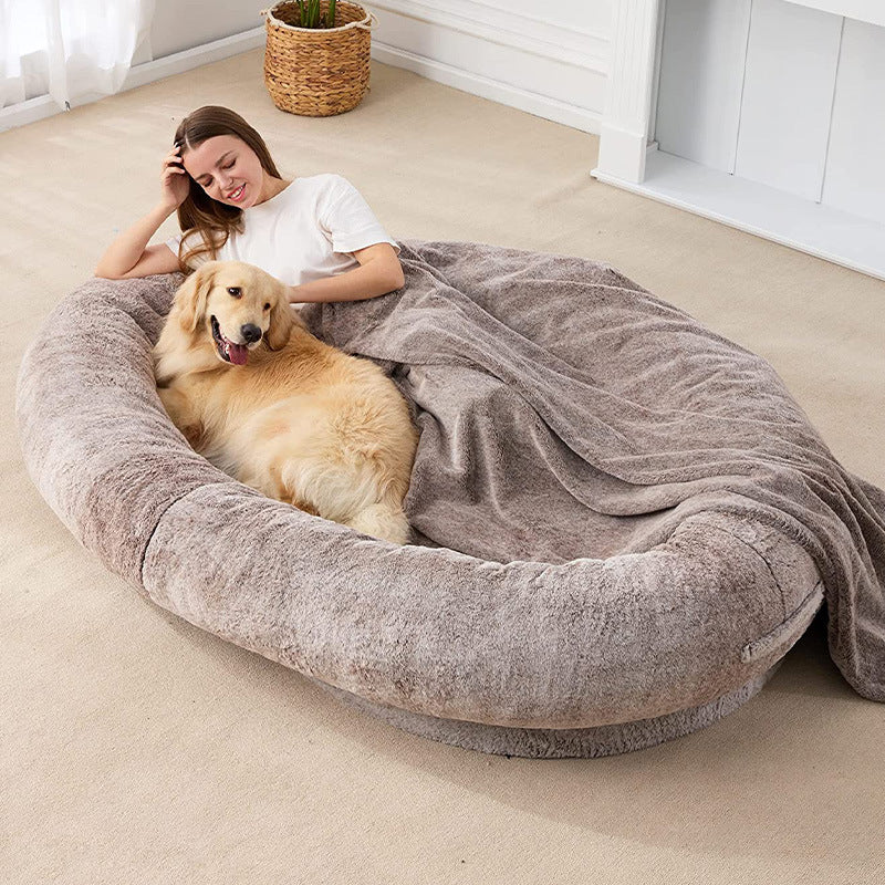 Hollywood Pet Lounger – Oversized Plush Bed